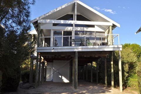Sheoak Holiday Home - Accommodation Batemans Bay 1