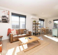 The Endsleigh 1 Bedroom Villa Free Wifi Near CBD - Accommodation Batemans Bay