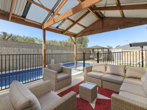 SWEETLANDS SANCTUARY Mt. MARTHA - Accommodation Batemans Bay 1