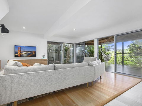 Stunning Seaviews Sunshine Beach - Accommodation Batemans Bay 1