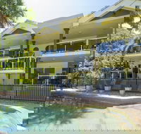Champagne Apartment 1 - Accommodation Batemans Bay