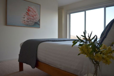 Hilltop House - Accommodation Batemans Bay 3