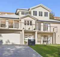 Luxurious Lake Front Long Jetty - Accommodation Batemans Bay