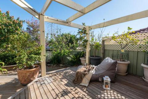 ULTRA SPACIOUS STYLISH HOME In PRESTONS SYDNEY - Accommodation Batemans Bay 5