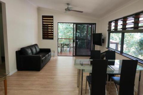 Rainforest Retreat - Accommodation Batemans Bay 3