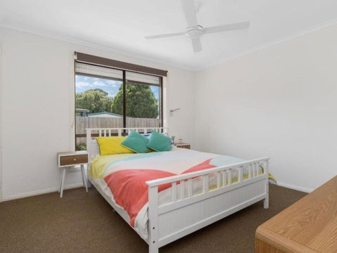 Family Foreshore Favourite - Accommodation Batemans Bay 3