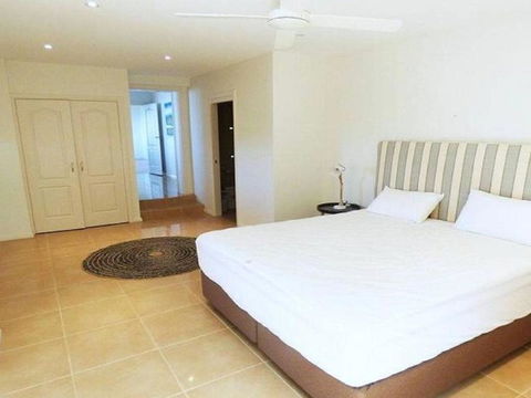Cliff View 62 Forresters Beach Road - Accommodation Batemans Bay 3