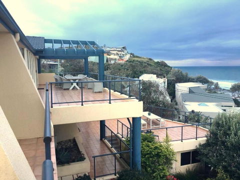 Cliff View 62 Forresters Beach Road - Accommodation Batemans Bay 4