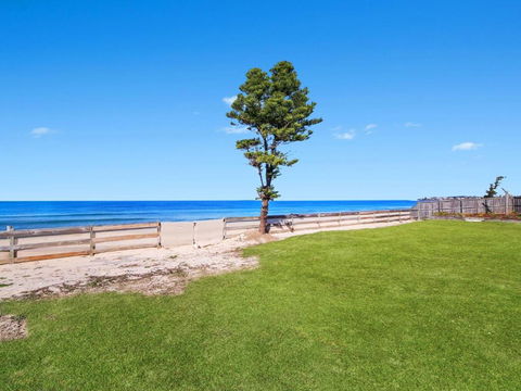 Ocean Oasis 13 Curtis Parade - Accommodation Batemans Bay 2