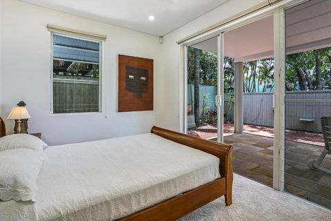 Enjoy The Views Sunshine Beach - Accommodation Batemans Bay 5