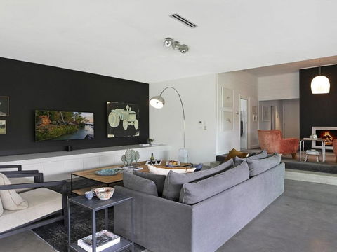 Greywood Classic Highlands Charm & Serene Living - Accommodation Batemans Bay 6