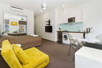 Zara Apartments - Accommodation Batemans Bay 0