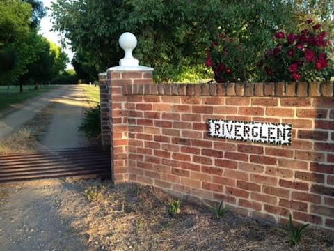 Riverglen Cottage B&B - Accommodation Batemans Bay 0