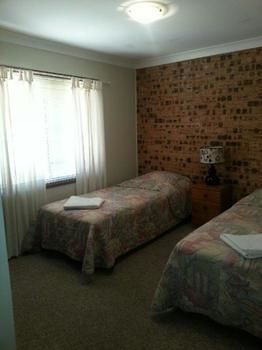 Accommodation Choices - Accommodation Batemans Bay 3