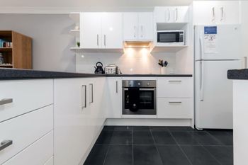 Bay Parklands Unit 33 / 2 Gowrie Avenue - Accommodation Batemans Bay 5