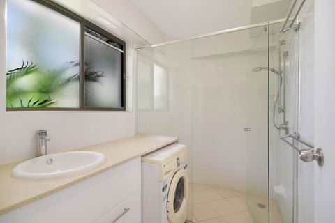 Breffney - 4/4 Avocet Parade - Accommodation Batemans Bay 6