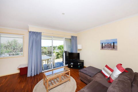 Sunbright 2/5 Petrel Street - Accommodation Batemans Bay 2