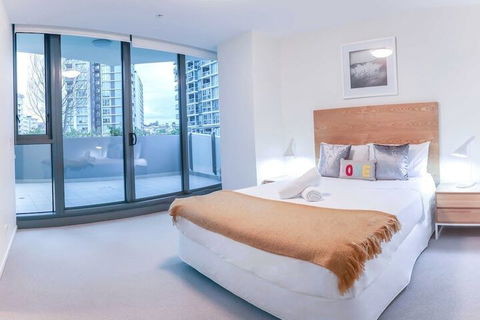 Incredible Riverside Apartment In Brisbane - Accommodation Batemans Bay 6
