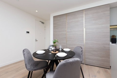 The Lively City 2bed 2 Bath APT @footscray - Accommodation Batemans Bay 5