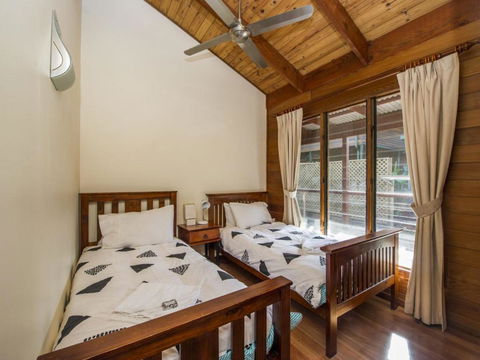 Magnetic Effect - Accommodation Batemans Bay 2