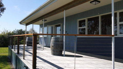 The Love Shack Bridport - Accommodation Batemans Bay 3