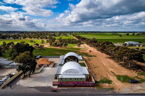 Lake Tyrrell Accommodation LTA - Accommodation Batemans Bay 1