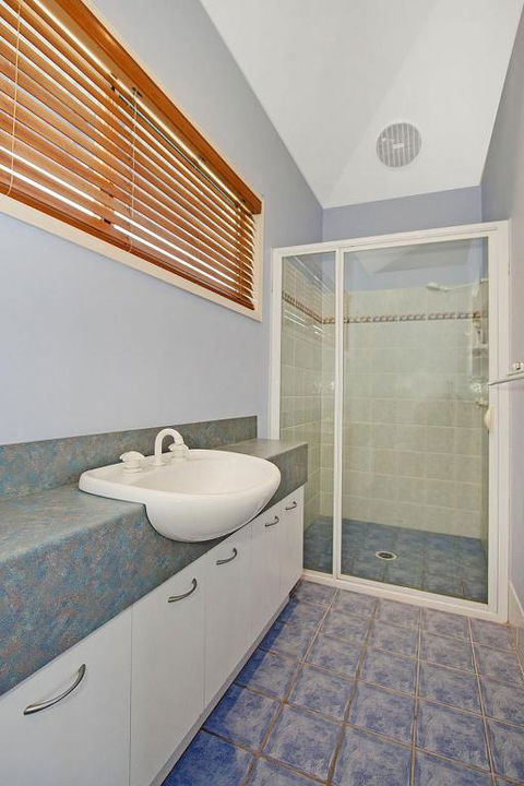 Absolute Beachfront At Hastings - Accommodation Batemans Bay 4