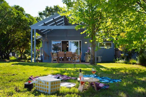 Wayward Cottage - Accommodation Batemans Bay 0