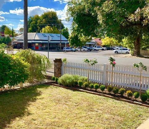 Ambrose On Byng Central Location W / 2 Bathroom - Accommodation Batemans Bay 3
