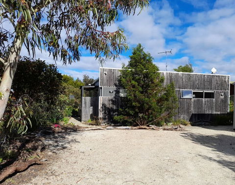 Oystercatcher - Accommodation Batemans Bay 0