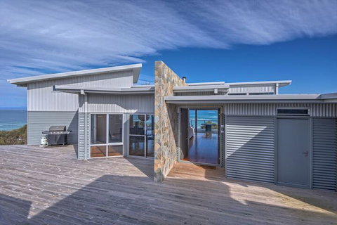 Halcyon - Accommodation Batemans Bay 1