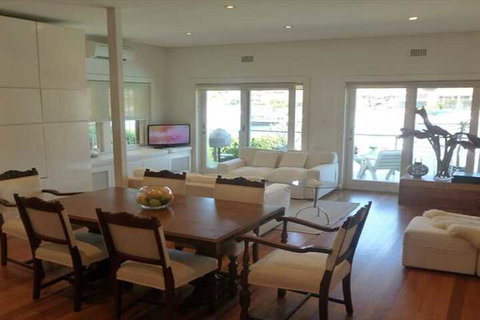 Waterfront Kirribilli Apartment NS181 - Accommodation Batemans Bay 4