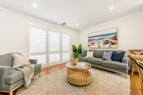 Sandcastle, 26a Winsor Street - Accommodation Batemans Bay 2