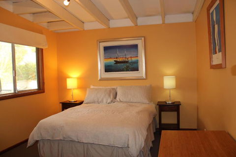 Gabbadah Beach House - Accommodation Batemans Bay 1