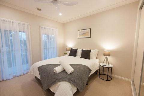 Simms Retreat - Accommodation Batemans Bay 1