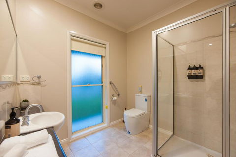 Simms Retreat - Accommodation Batemans Bay 4