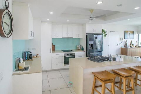 ZEN By THE WATER Darwins Premier Family Retreat - Accommodation Batemans Bay 7