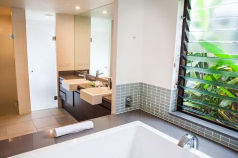 Sea Temple 161 - Luxury Studio - Accommodation Batemans Bay 2