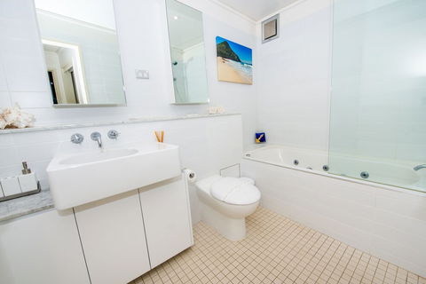 One Mile Ridge 9 / 26 - Accommodation Batemans Bay 3