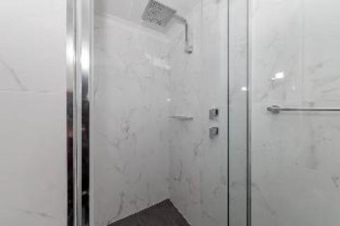 3 Bedroom Apartment Bay Parklands Unit 27 - Accommodation Batemans Bay 1