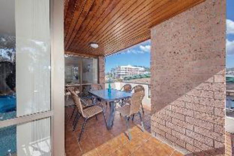 2 Bedroom Apartment Kamilaroi - Accommodation Batemans Bay 3