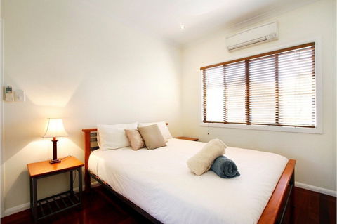 Hideaway Retreat Beach House With Pool - Accommodation Batemans Bay 1