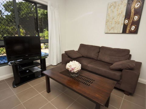 Woodville Beach Townhouse 6 - Accommodation Batemans Bay 3