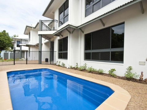 Woodville Beach Townhouse 6 - Accommodation Batemans Bay 2