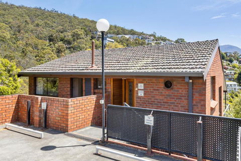 The Lookout - Accommodation Batemans Bay 4