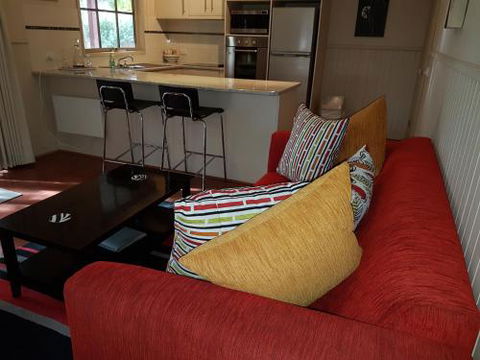 About Time Retreats Studio Three - Accommodation Batemans Bay 0