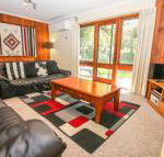 Cedar Holiday Units Apartment 1 - Accommodation Batemans Bay