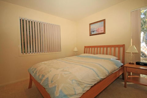 Sea Shell Chalet At Berrara Chalet - Accommodation Batemans Bay 3