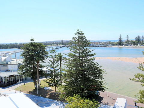 The Oaks Waterfront Resort Unit 502 - Accommodation Batemans Bay 6