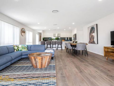 Pacific Paradise No.28 Anna Bay - Accommodation Batemans Bay 3